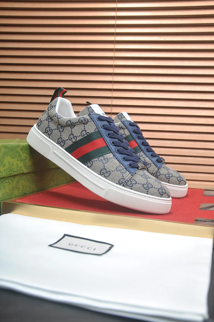 Men's men's shoes💰420💶[GUCCI Gucci] official website 1:1 men's sports shoes are now on the market, using original Gucci fabric + gluten lining, plus the official website original 1:1 comfortable outsole. Fashionable and versatile, super comfortable and breathable. 5 colors available, standard shoe size 38/45 (custom-made sizes 45 are non-refundable)